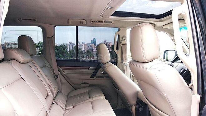 Mitsubishi Pajero 2007, 172,000 km - 3.0 l - Bakı