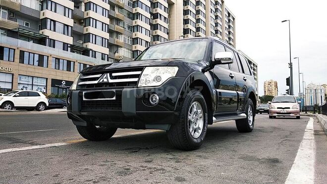 Mitsubishi Pajero 2007, 172,000 km - 3.0 l - Bakı