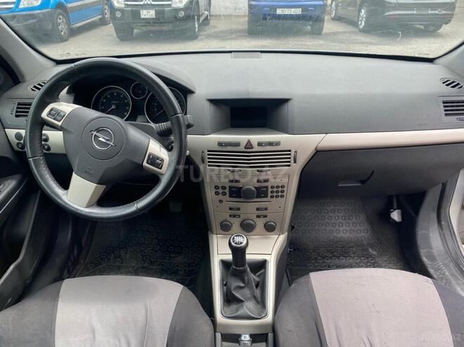 Opel Astra 2007, 198,000 km - 1.6 л - Bakı