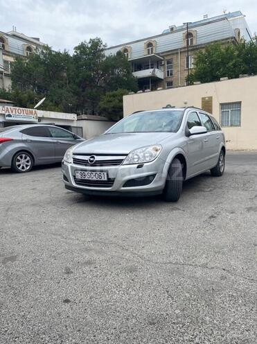 Opel Astra 2007, 198,000 km - 1.6 л - Bakı