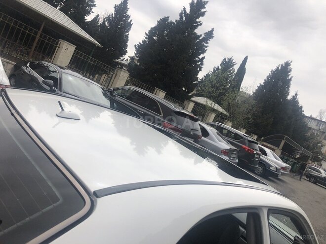 Mercedes E 240 2000, 400,000 km - 2.6 l - Bakı