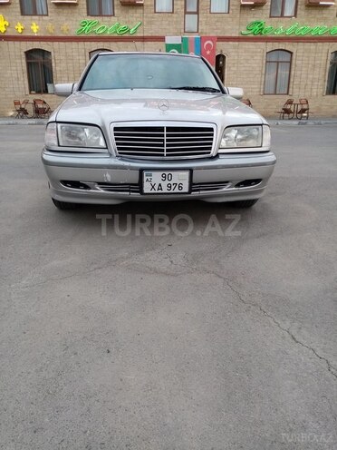 Mercedes C 200 1999, 238,145 km - 2.0 л - Yevlax
