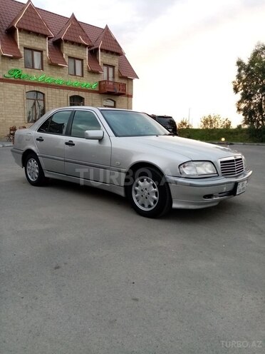 Mercedes C 200 1999, 238,145 km - 2.0 л - Yevlax