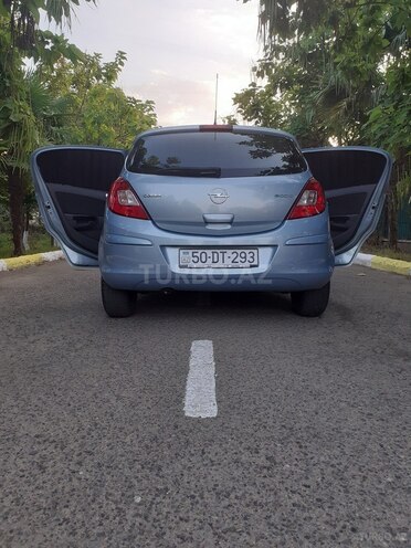 Opel Corsa 2009, 174,000 km - 1.3 л - Lənkəran