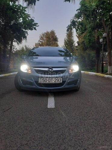 Opel Corsa 2009, 174,000 km - 1.3 л - Lənkəran