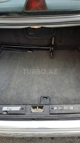 Mercedes E 240 1998, 282,000 km - 2.4 l - Bakı