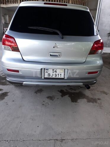 Mitsubishi Airtrek 2003, 223,000 km - 2.0 l - Sabirabad