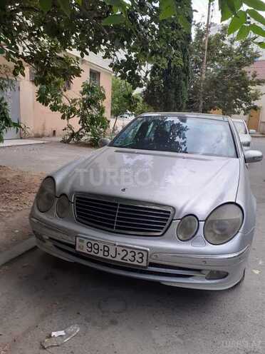 Mercedes E 220 2002, 366,000 km - 2.4 l - Bakı