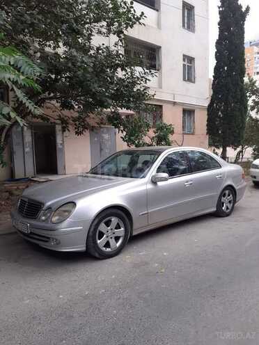 Mercedes E 220 2002, 366,000 km - 2.4 l - Bakı
