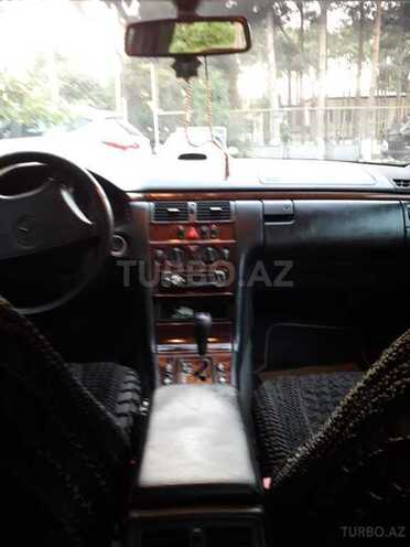 Mercedes E 280 1998, 304,320 km - 2.8 л - Sumqayıt