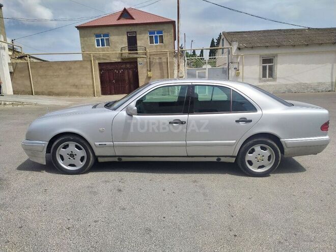Mercedes E 230 1996, 480,000 km - 2.3 l - Bakı