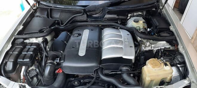 Mercedes E 220 2000, 409,000 km - 2.2 l - Ağcabədi