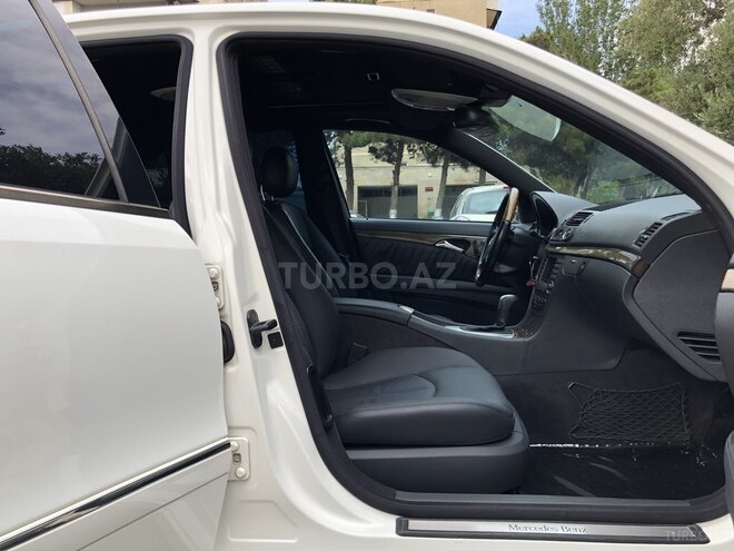Mercedes E 320 2002, 289,000 km - 3.2 l - Bakı
