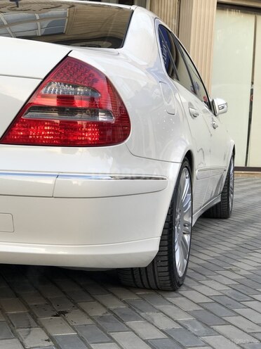 Mercedes E 320 2002, 289,000 km - 3.2 l - Bakı