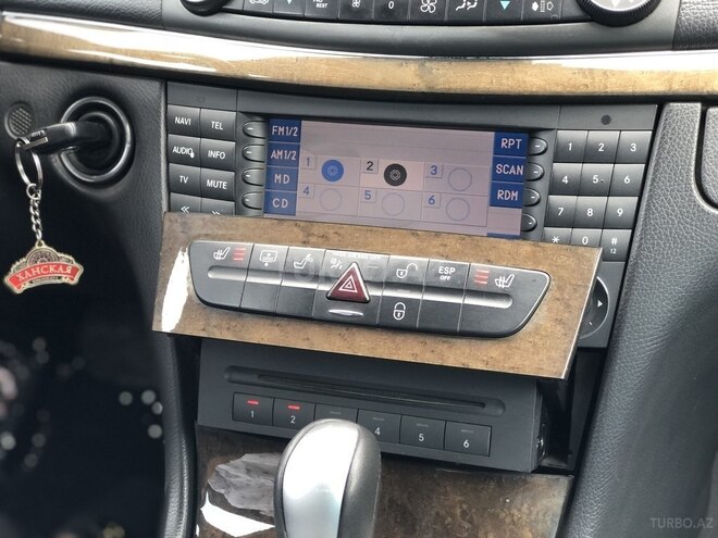 Mercedes E 320 2002, 289,000 km - 3.2 l - Bakı