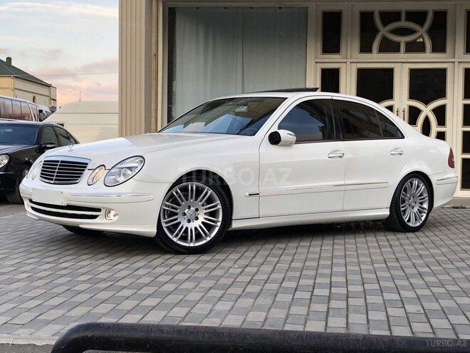 Mercedes E 320 2002, 289,000 km - 3.2 l - Bakı