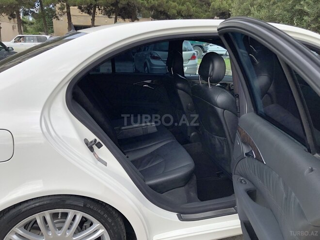 Mercedes E 320 2002, 289,000 km - 3.2 l - Bakı