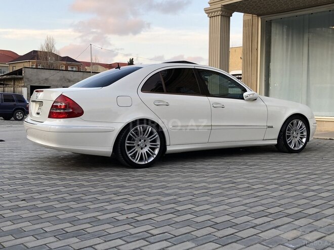 Mercedes E 320 2002, 289,000 km - 3.2 l - Bakı
