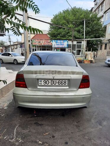 Opel Vectra 2001, 223,000 km - 2.0 l - Bakı