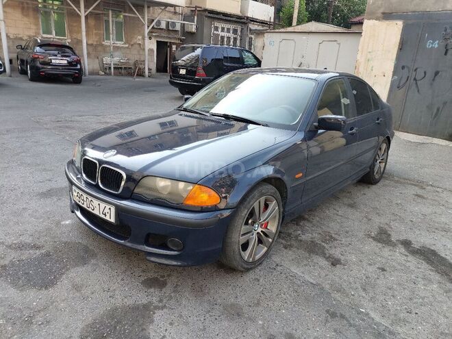 BMW 318 1999, 284,000 km - 1.9 l - Bakı