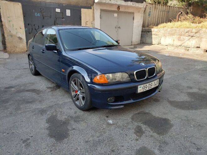 BMW 318 1999, 284,000 km - 1.9 l - Bakı