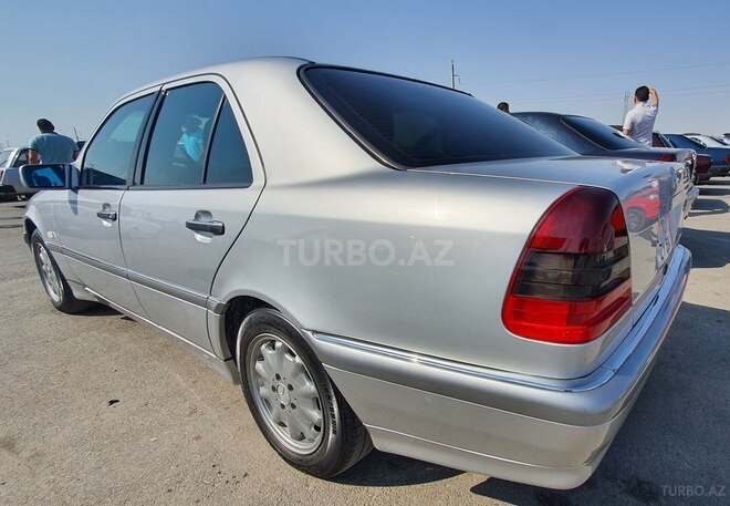Mercedes C 240 1998, 210,000 km - 2.4 l - Bakı