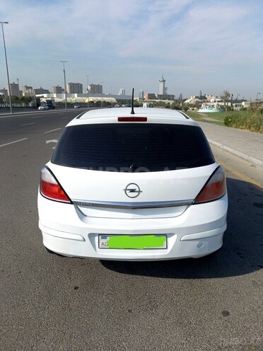 Opel Astra 2005, 305,000 km - 1.8 л - Bakı
