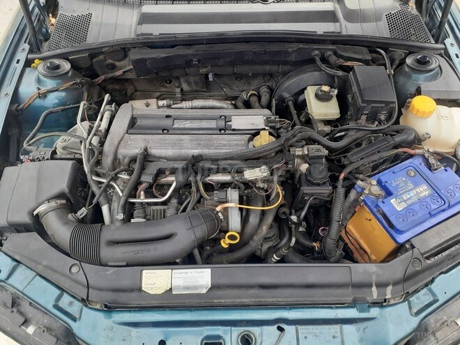 Opel Vectra 2000, 350,000 km - 2.2 l - Bakı