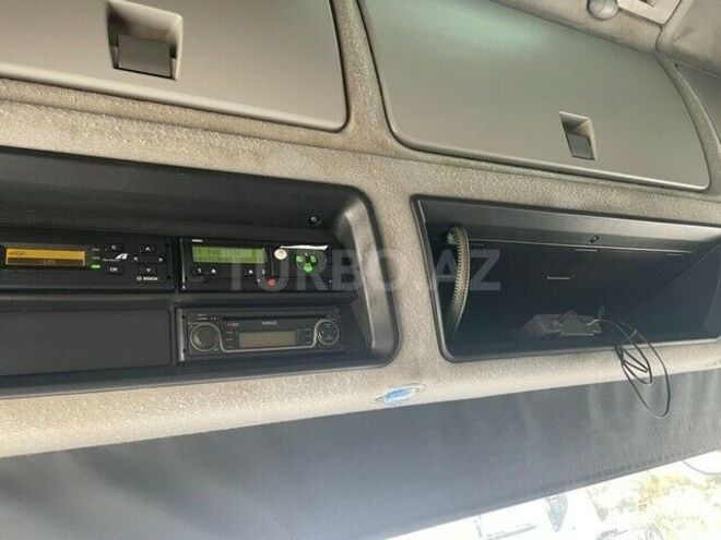 Iveco  2011, 830,000 km - 12.0 l - Bakı