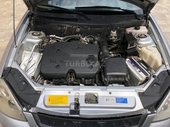 LADA (VAZ) Priora 2009, 195,000 km - 1.6 l - Naftalan