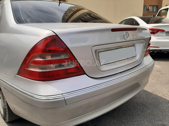Mercedes C 220 2001, 365,000 km - 2.2 л - Bakı