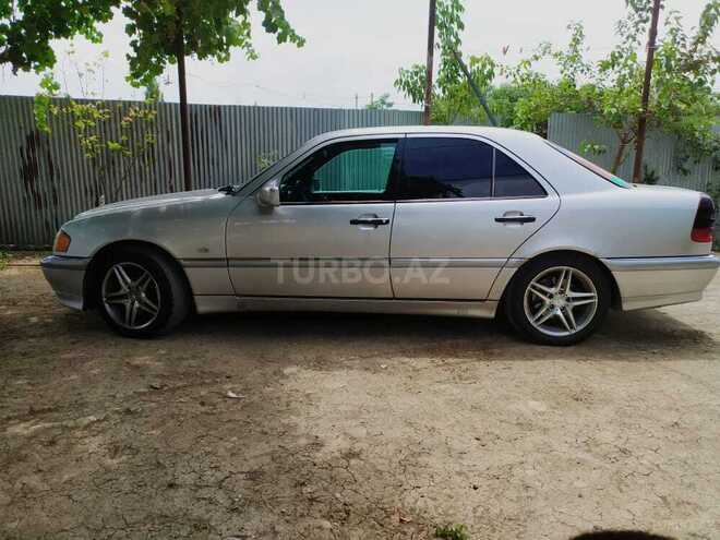 Mercedes C 240 1997, 398,000 km - 2.4 l - Şirvan