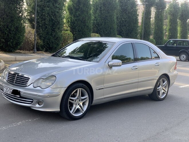 Mercedes C 200 2000, 290,200 km - 2.0 l - Gəncə