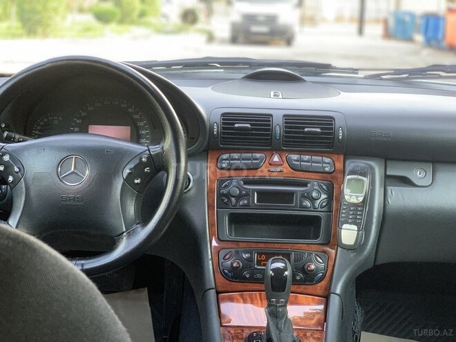 Mercedes C 200 2000, 290,200 km - 2.0 l - Gəncə