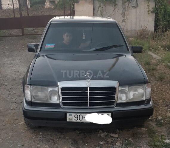 Mercedes E 200 1989, 200,000 km - 2.0 l - Sabirabad