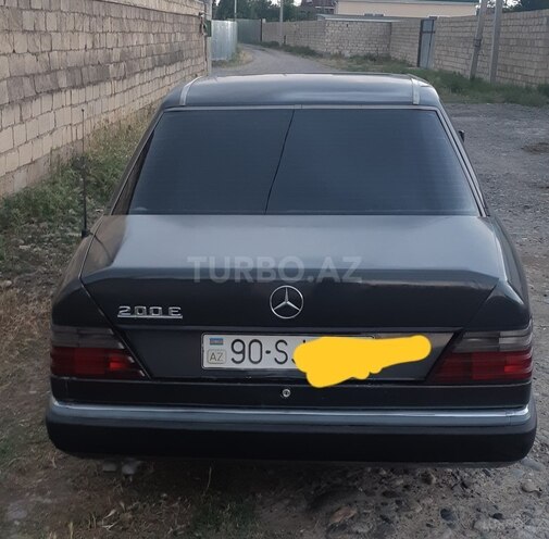 Mercedes E 200 1989, 200,000 km - 2.0 l - Sabirabad
