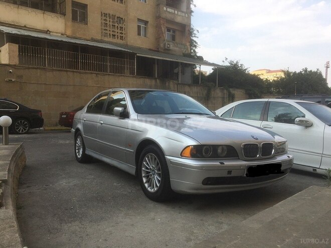BMW 525 2001, 293,000 km - 2.5 l - Bakı