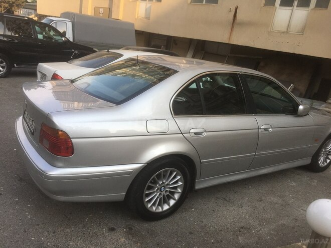 BMW 525 2001, 293,000 km - 2.5 l - Bakı