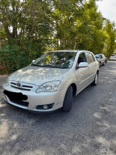 Toyota Corolla 2005, 185,000 km - 1.4 л - Bakı