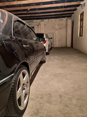 Mercedes C 230 1999, 259,500 km - 2.3 l - Bakı