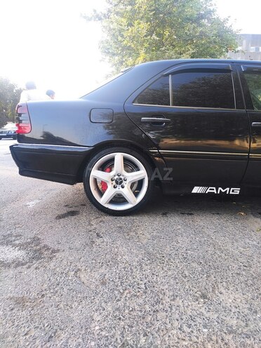 Mercedes C 230 1999, 259,500 km - 2.3 l - Bakı