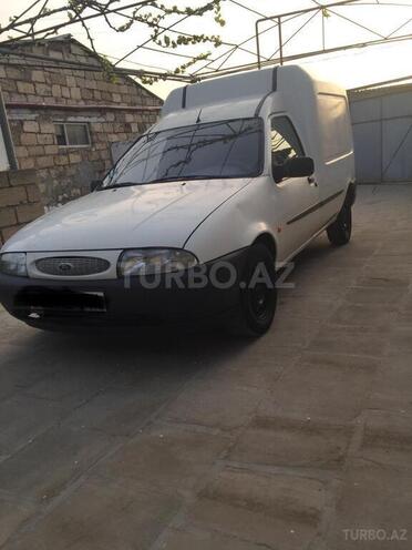 Ford Courier 1998, 63,000 km - 1.3 л - Salyan