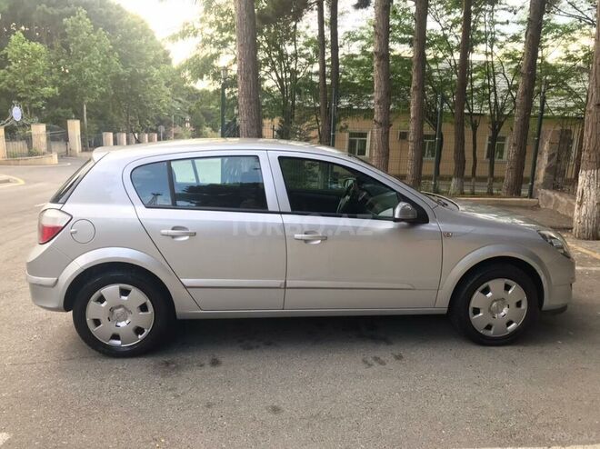 Opel Astra 2004, 222,000 km - 1.4 l - Bakı