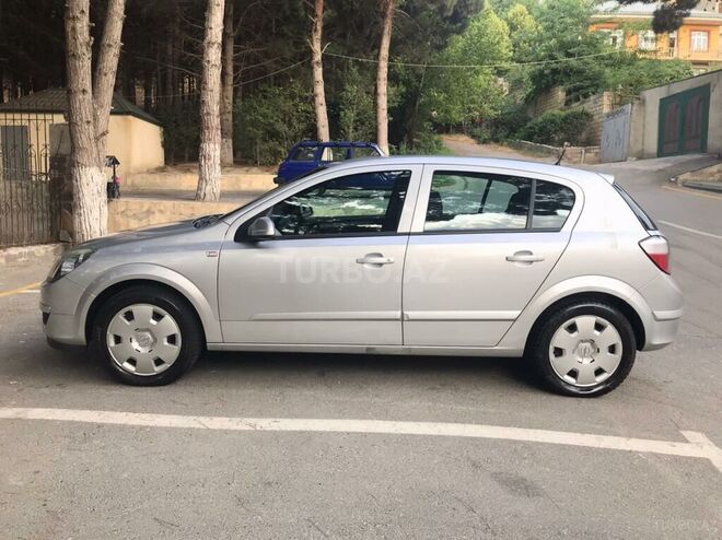 Opel Astra 2004, 222,000 km - 1.4 l - Bakı