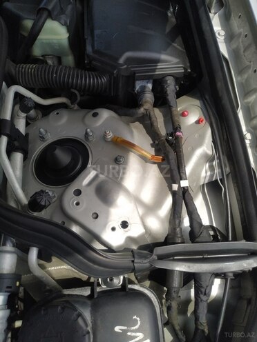 Mercedes E 220 2002, 390,000 km - 2.2 l - Gəncə