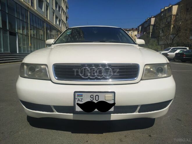 Audi A4 2001, 351,000 km - 1.8 l - Bakı