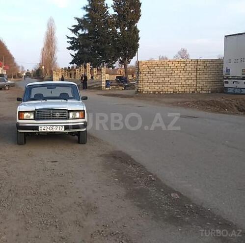 LADA (VAZ) 2107 2005, 100,000 km - 1.6 л - Astara
