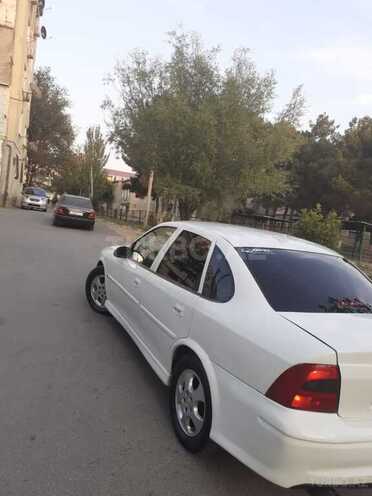 Opel Vectra 2000, 27,000 km - 1.8 l - Sumqayıt