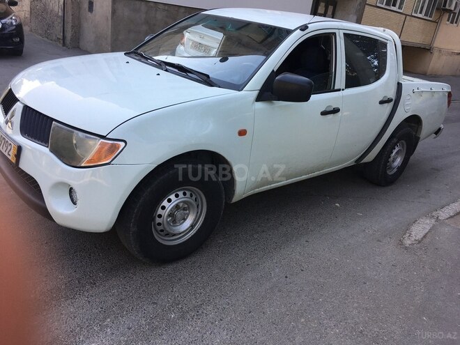 Mitsubishi L200 2007, 299,041 km - 2.5 l - Bakı