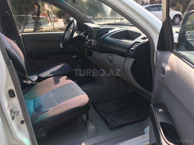 Mitsubishi L200 2007, 299,041 km - 2.5 l - Bakı